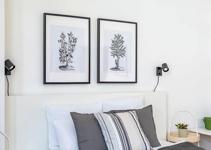 Stylish Great Location