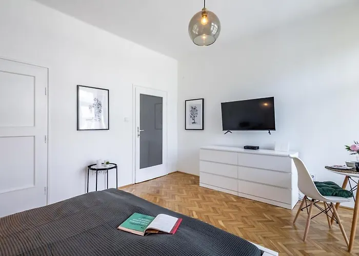 Stylish Great Location 아파트